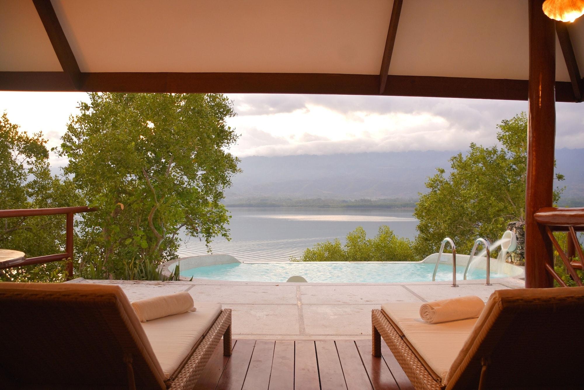 Badian Island Wellness Resort Bagian luar foto