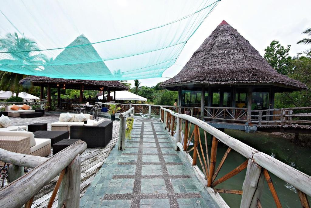 Badian Island Wellness Resort Bagian luar foto