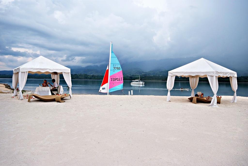 Badian Island Wellness Resort Bagian luar foto