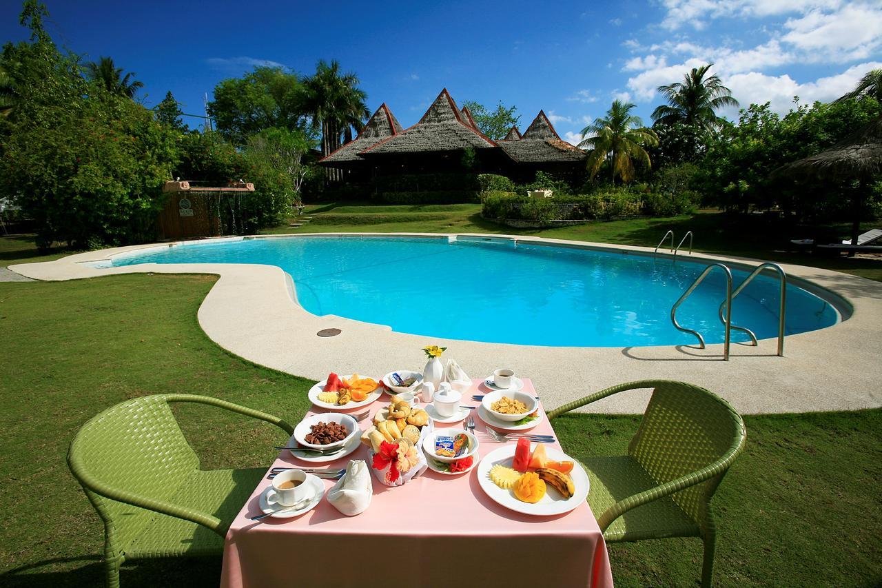 Badian Island Wellness Resort Bagian luar foto